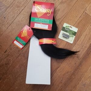 100% black‎ (1) human hair SASSY 10" extensions